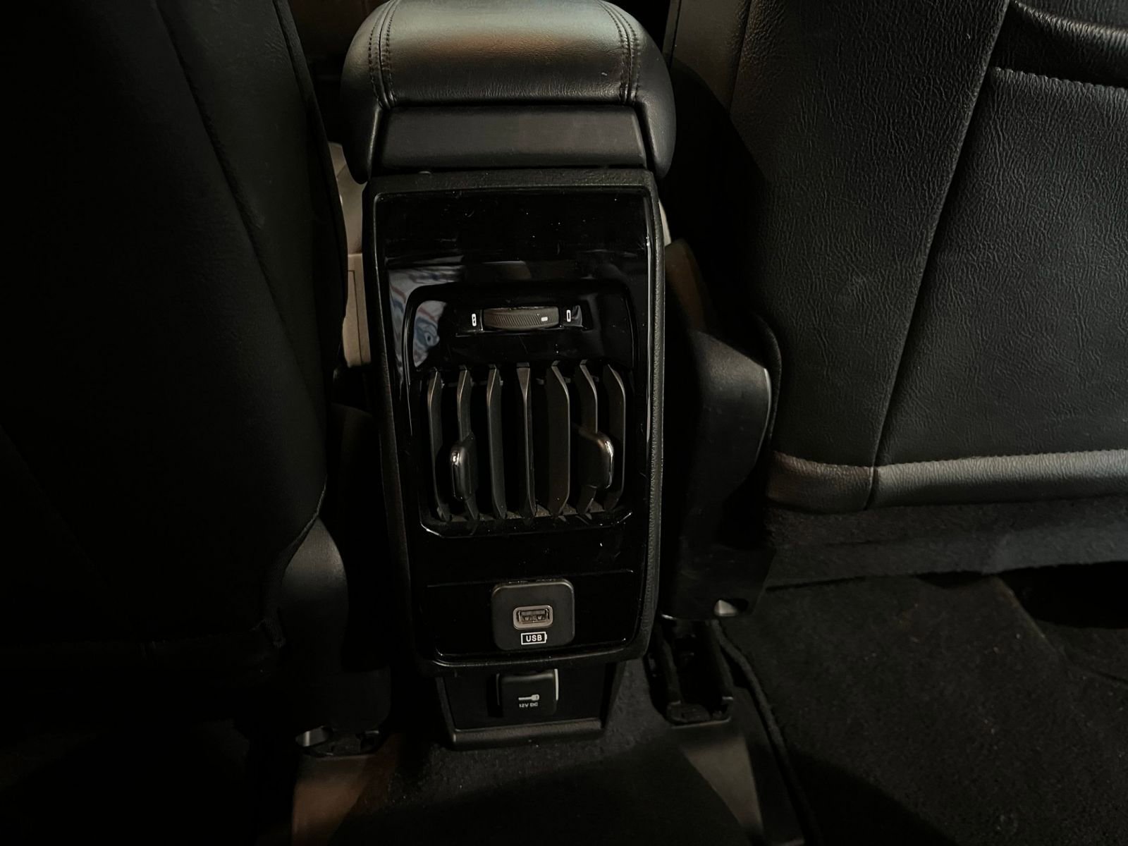Thumbnail: 2025 Jeep Compass - 23