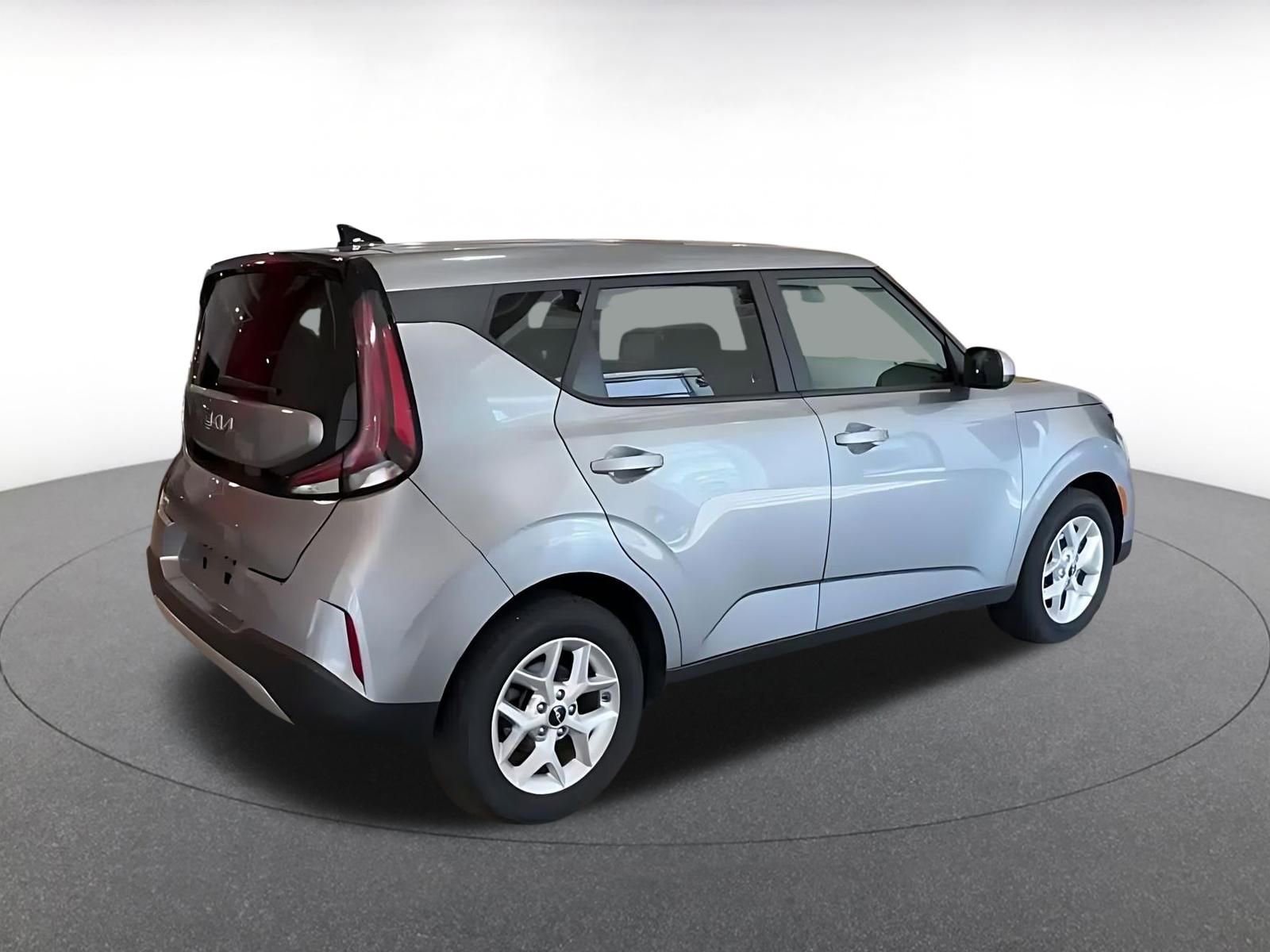 Thumbnail: 2025 Kia Soul - 14