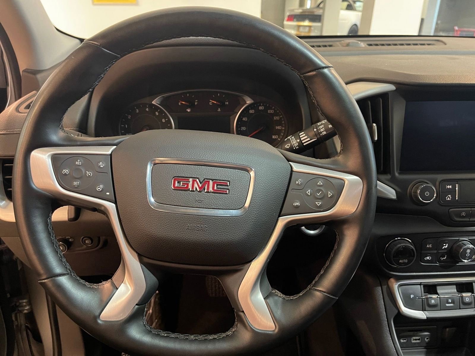 Thumbnail: 2024 GMC Terrain - 28