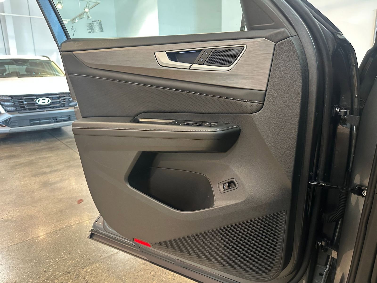 Thumbnail: 2025 Volkswagen Atlas - 20