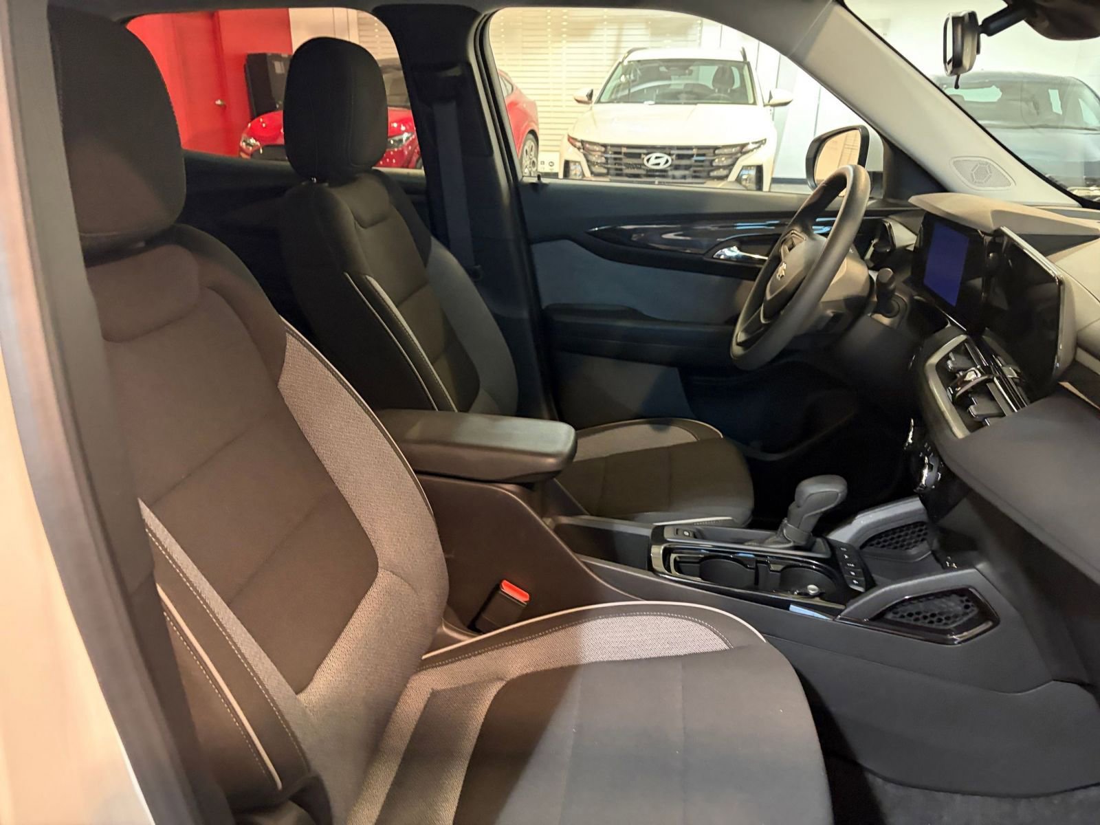 Thumbnail: 2025 Chevrolet TrailBlazer - 34