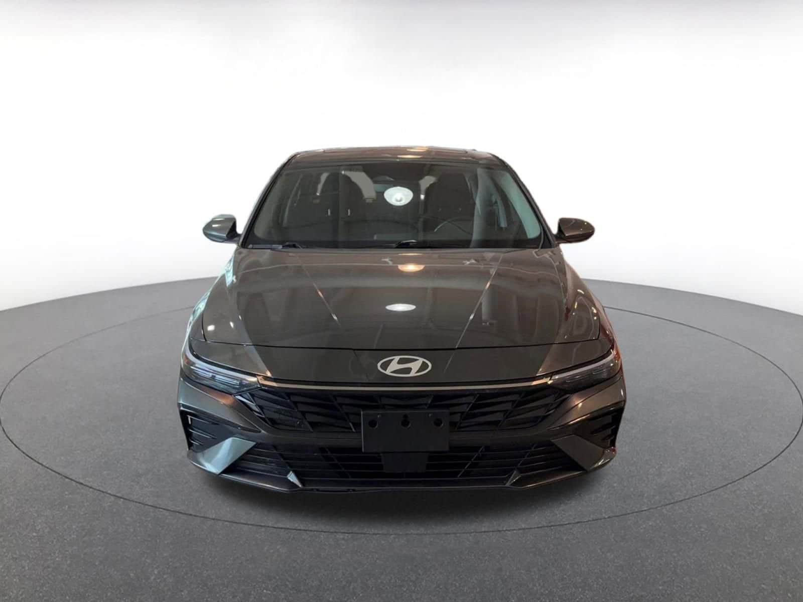 Thumbnail: 2025 Hyundai Elantra - 4