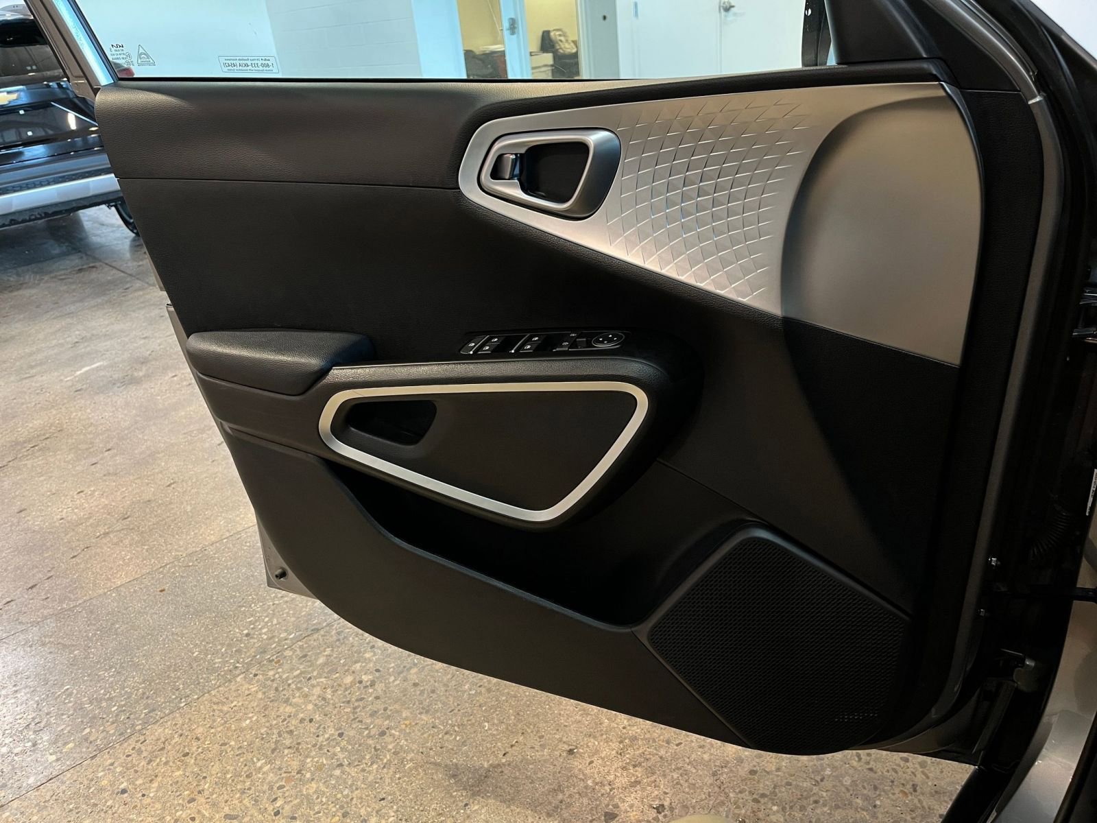 Thumbnail: 2025 Kia Soul - 18