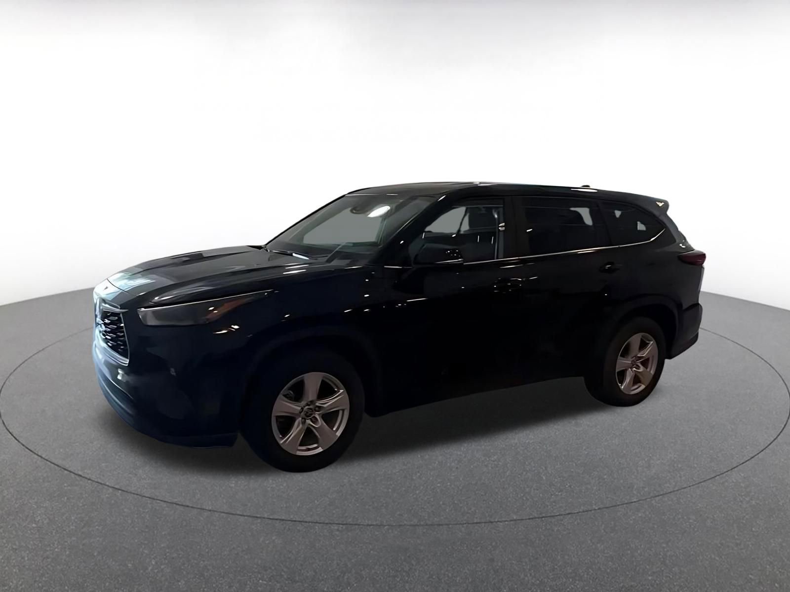 Thumbnail: 2025 Toyota Highlander - 7
