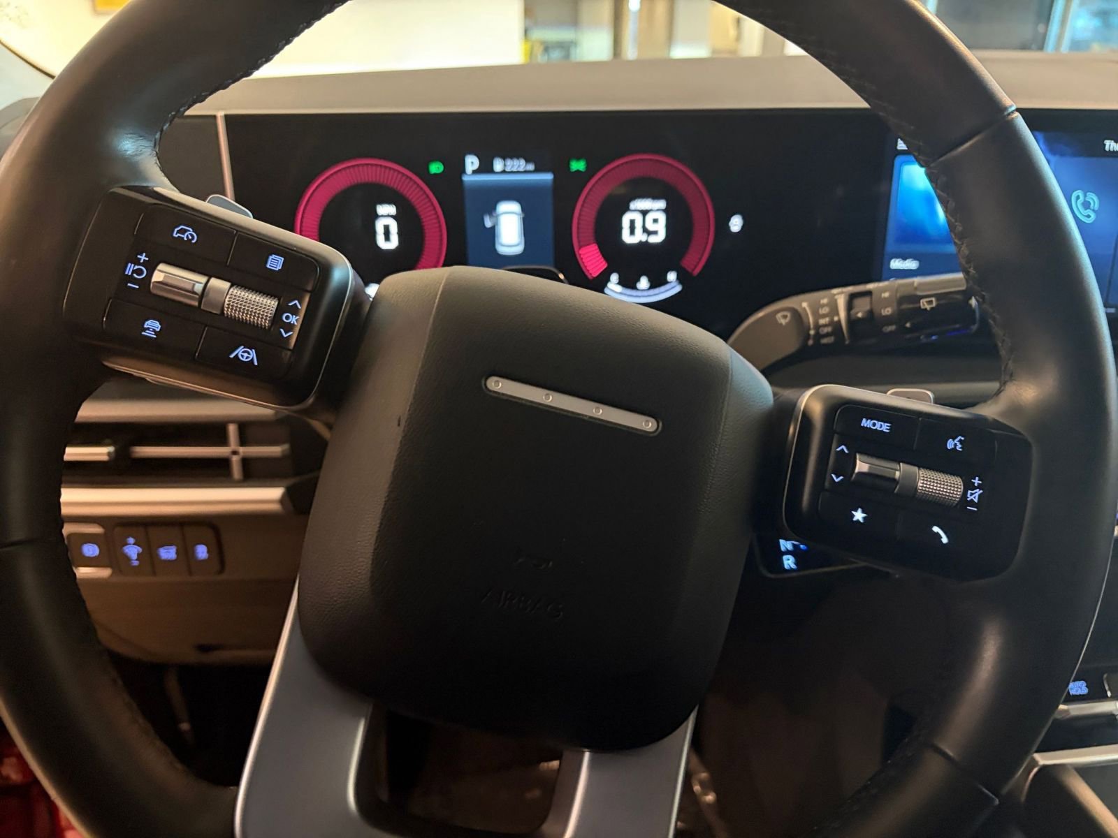 Thumbnail: 2025 Hyundai Santa Fe - 28