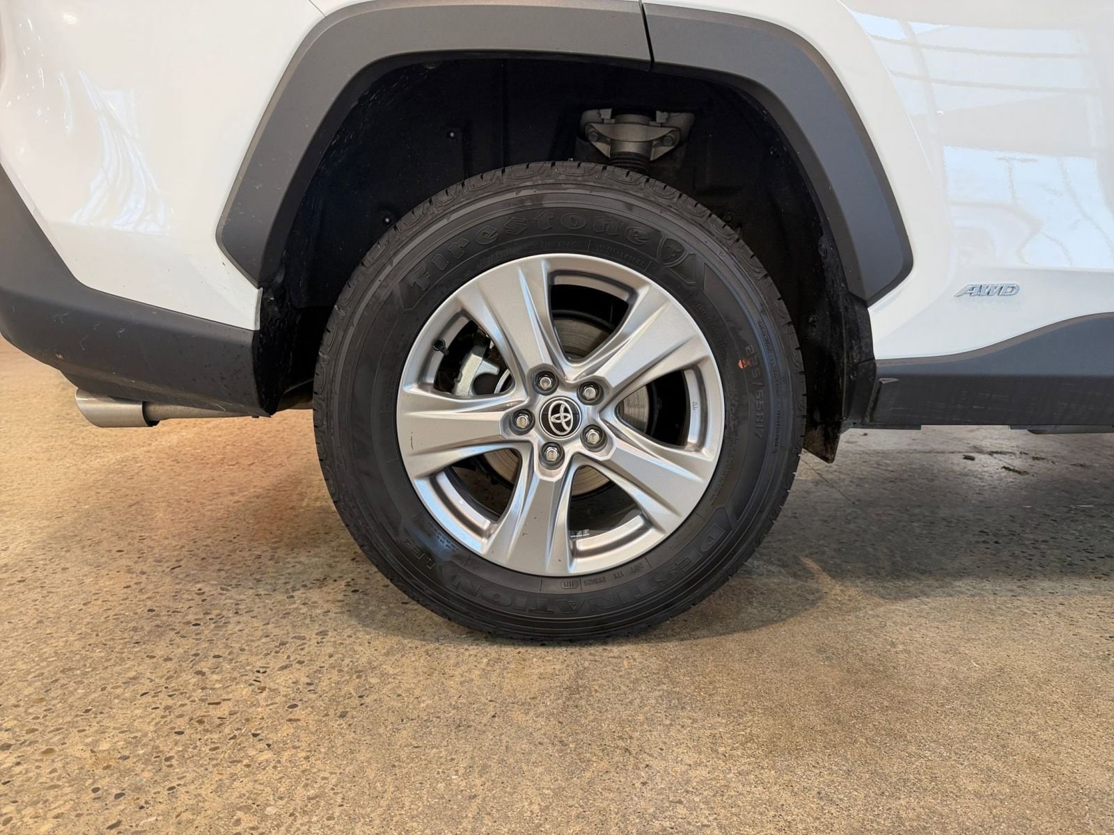 Thumbnail: 2025 Toyota RAV4 - 29