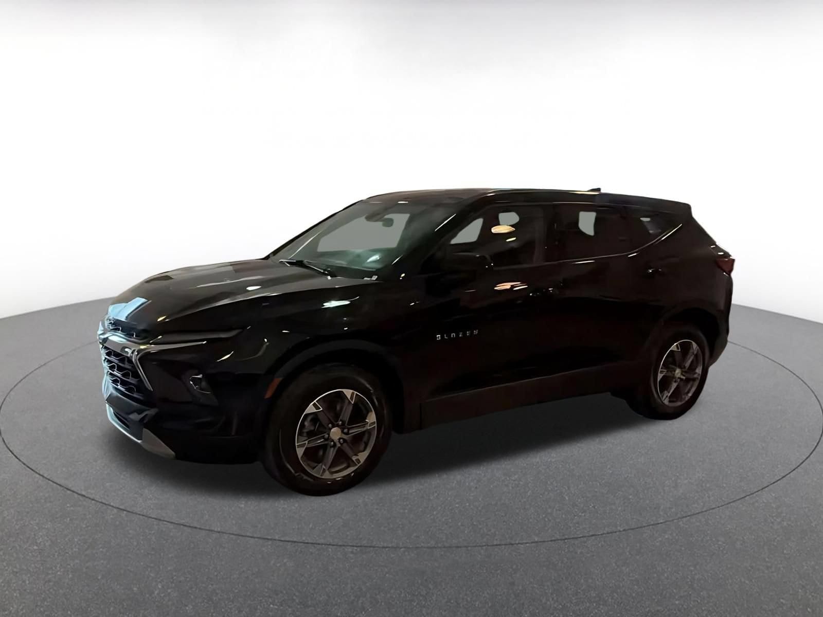 Thumbnail: 2025 Chevrolet Blazer - 7
