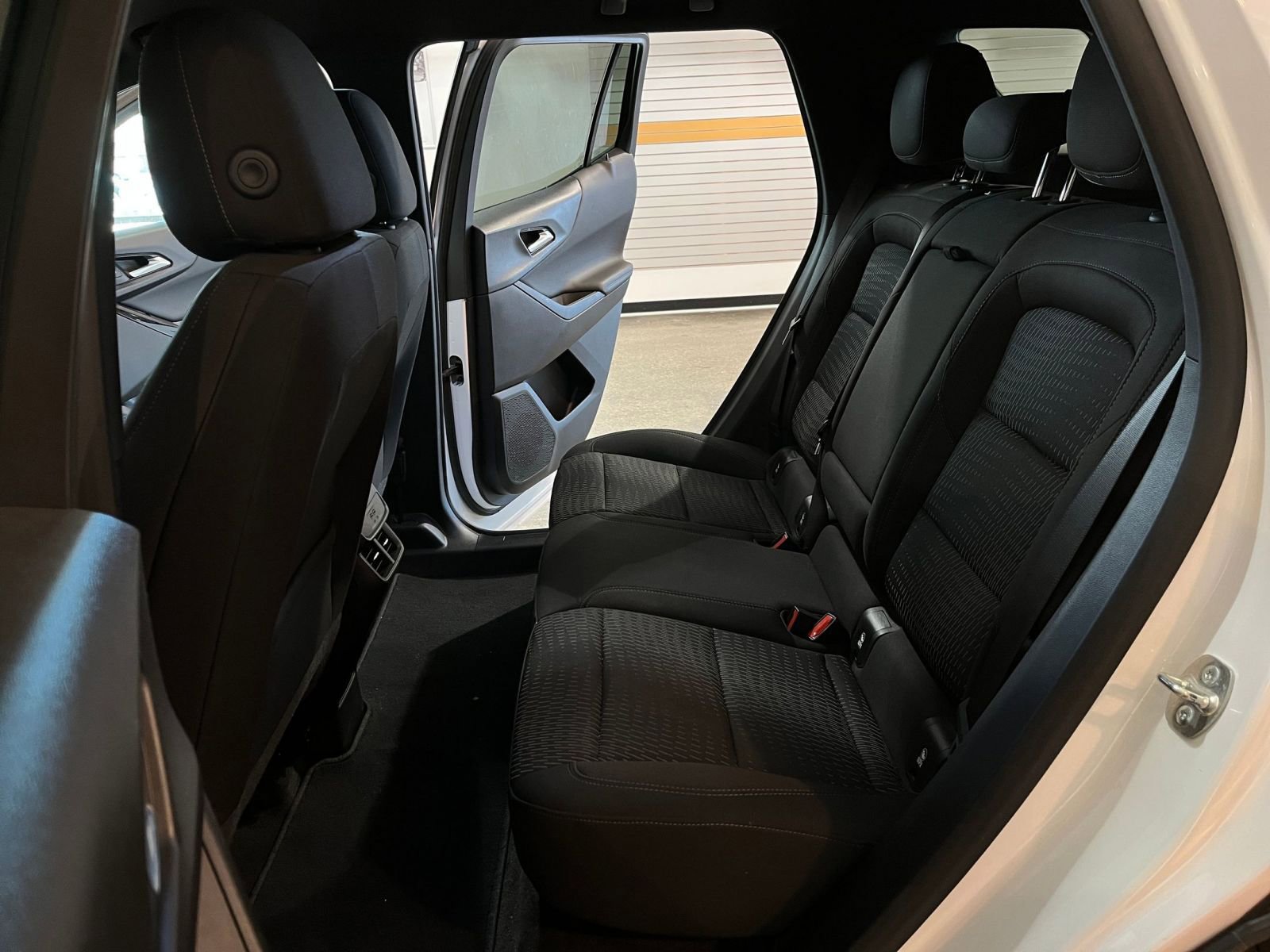 Thumbnail: 2025 Chevrolet Equinox - 25