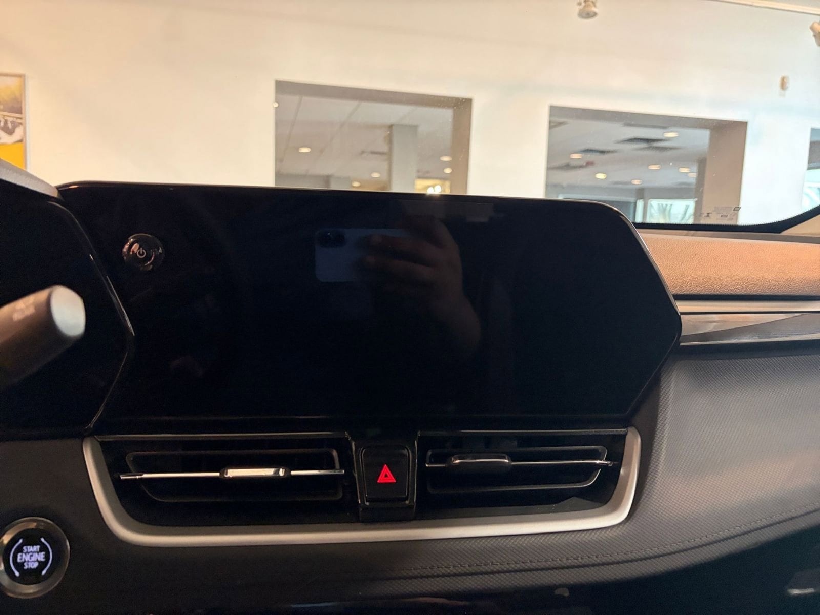 Thumbnail: 2025 Chevrolet TrailBlazer - 18