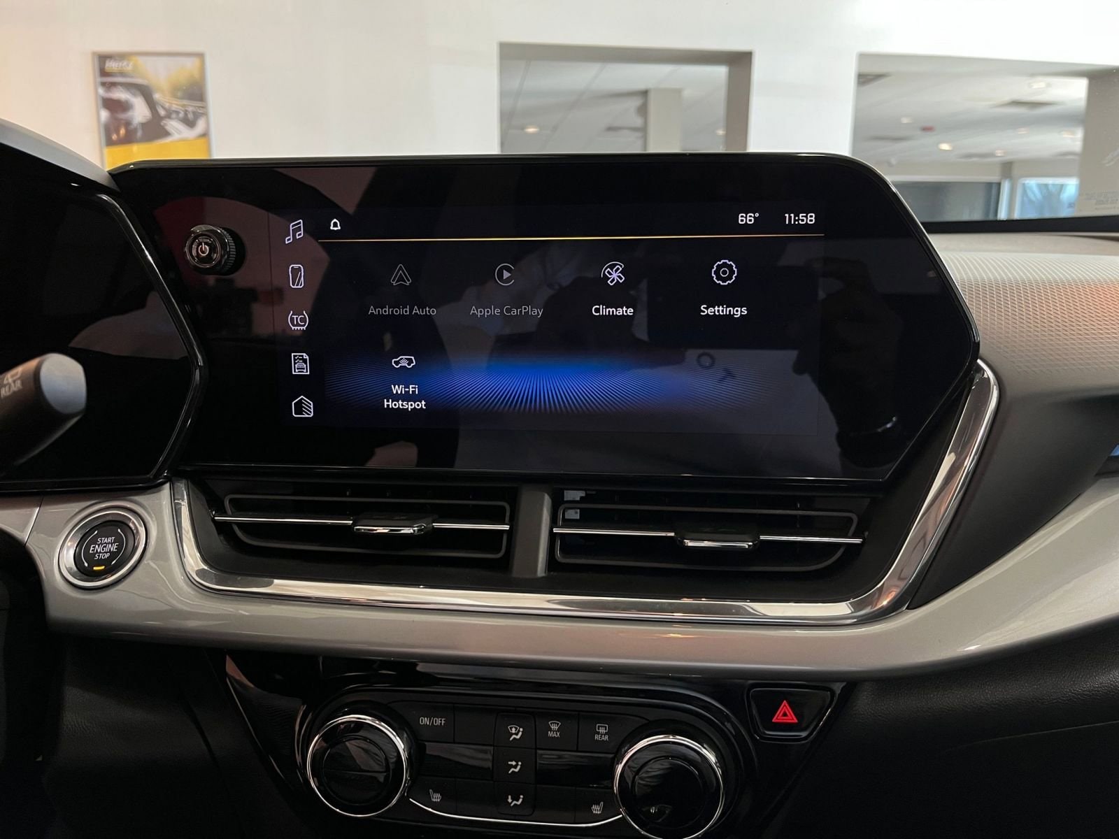 Thumbnail: 2025 Chevrolet Trax - 20