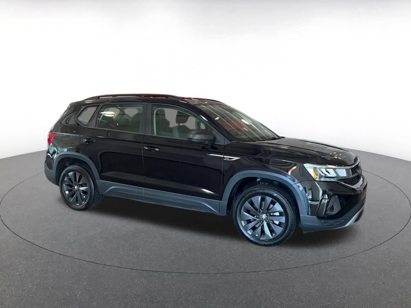 Thumbnail: 2024 Volkswagen Taos - 2