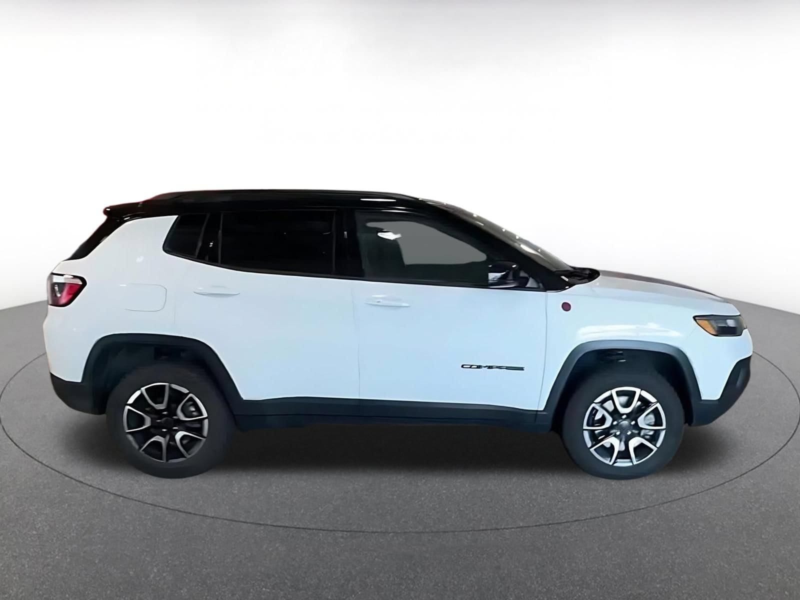 Thumbnail: 2025 Jeep Compass - 14