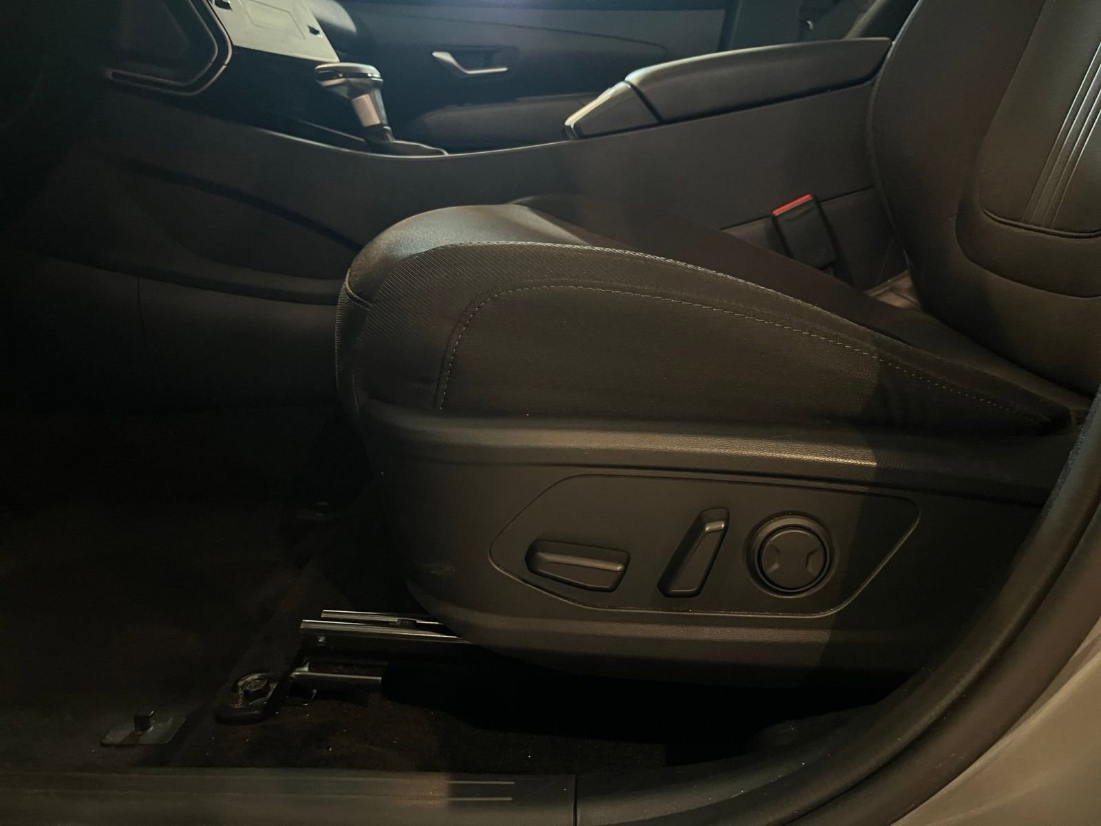 Thumbnail: 2024 Hyundai Tucson - 23