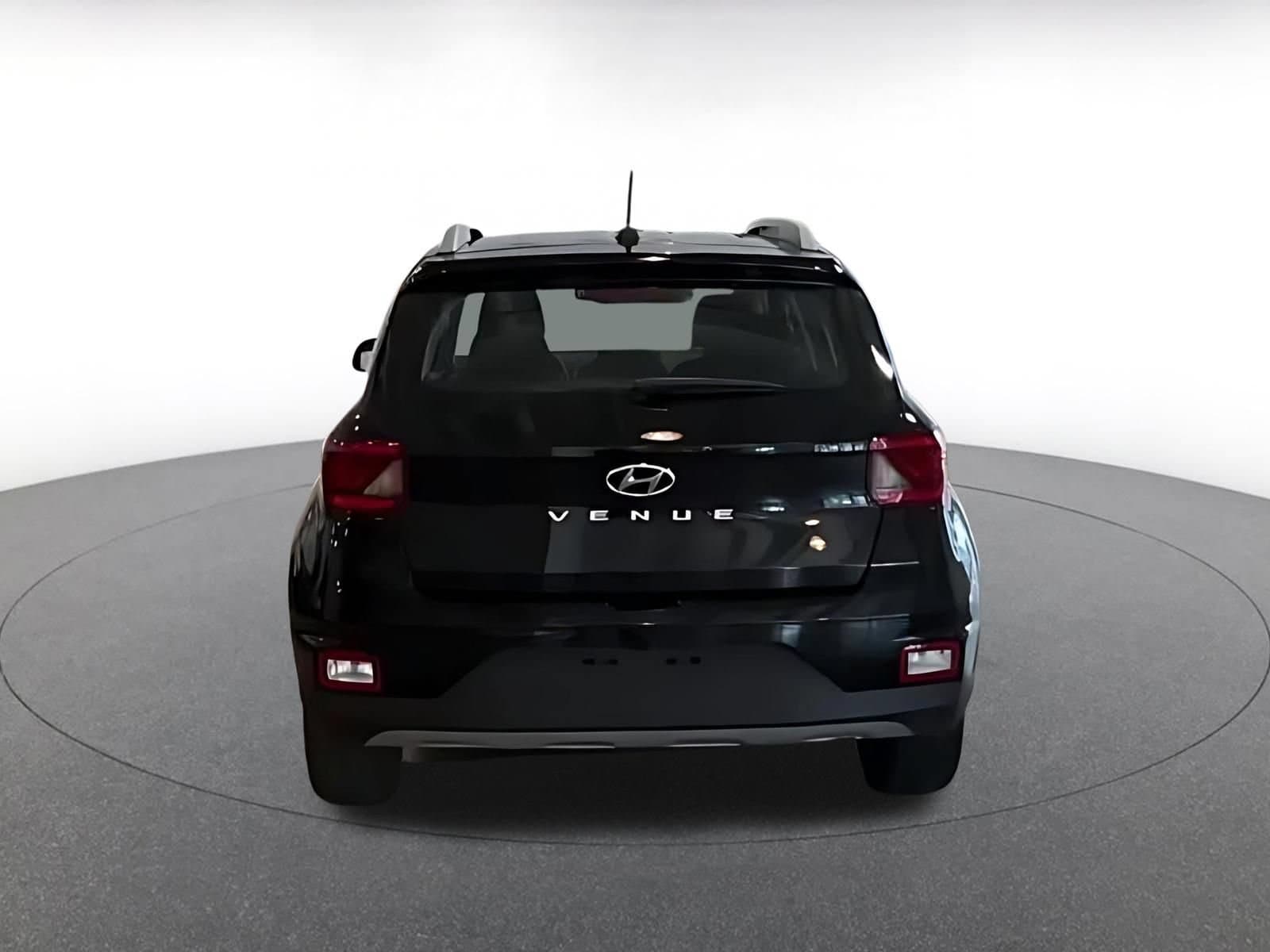 Thumbnail: 2025 Hyundai Venue - 9