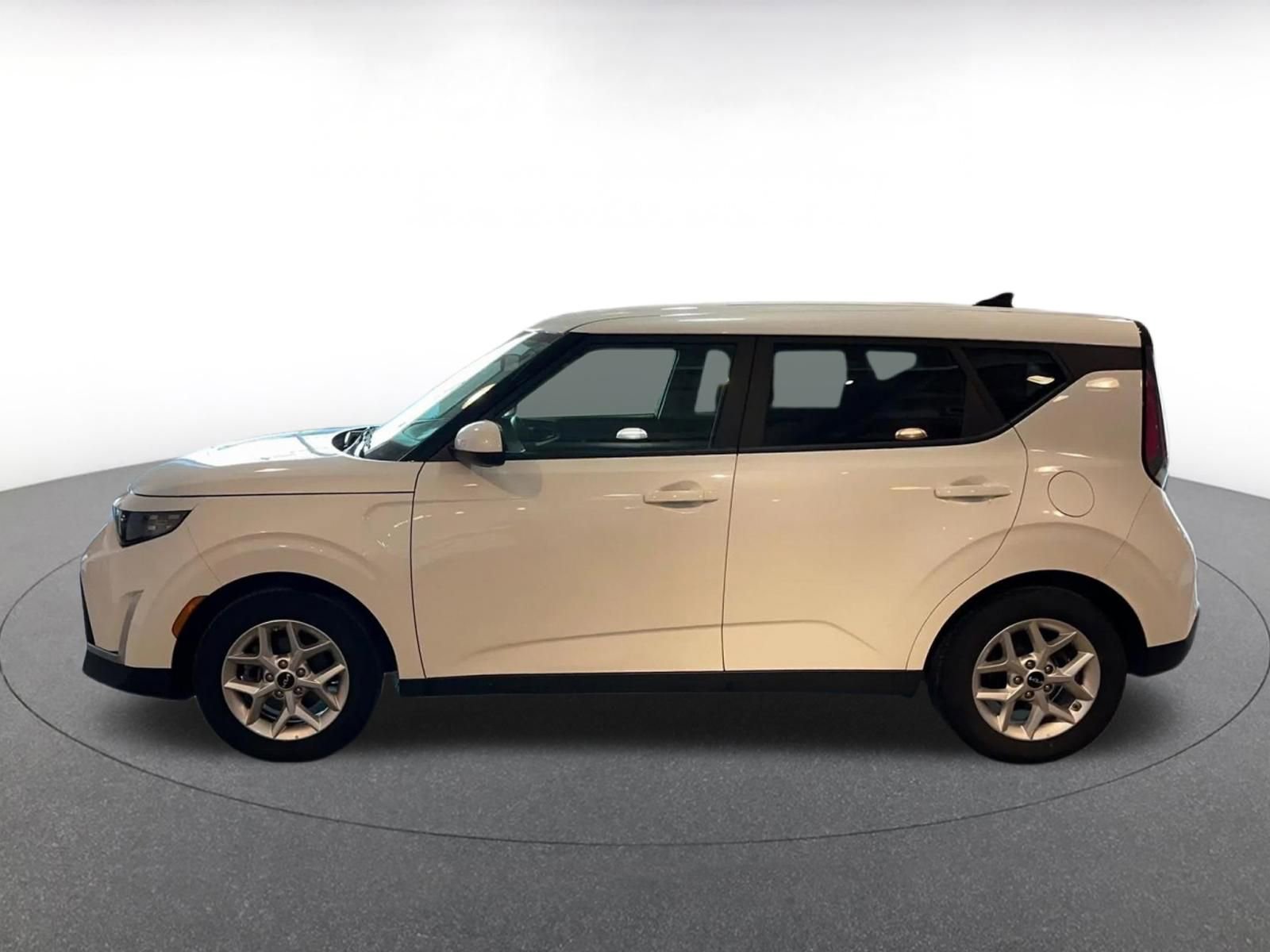 Thumbnail: 2025 Kia Soul - 9