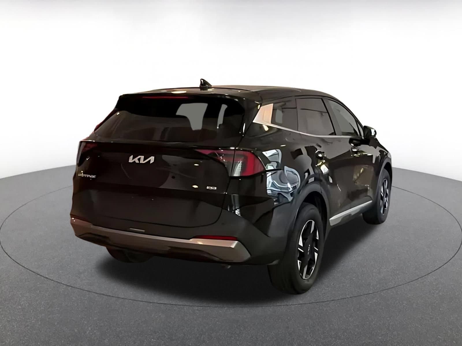 Thumbnail: 2026 Kia Sportage - 14