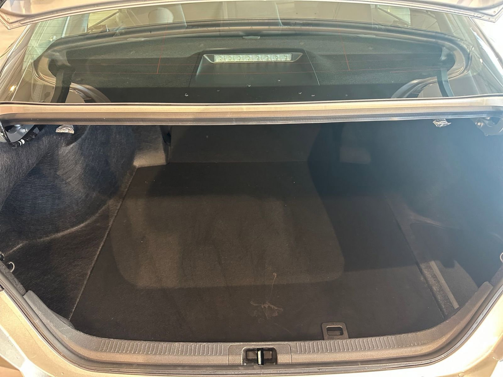 Thumbnail: 2025 Toyota Camry - 31