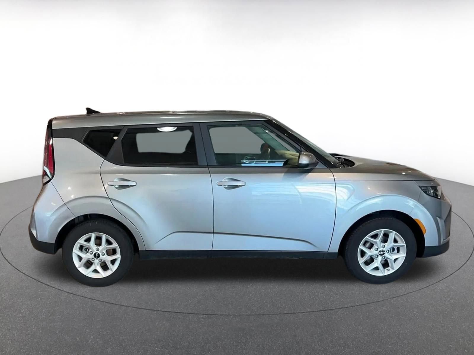 Thumbnail: 2025 Kia Soul - 16