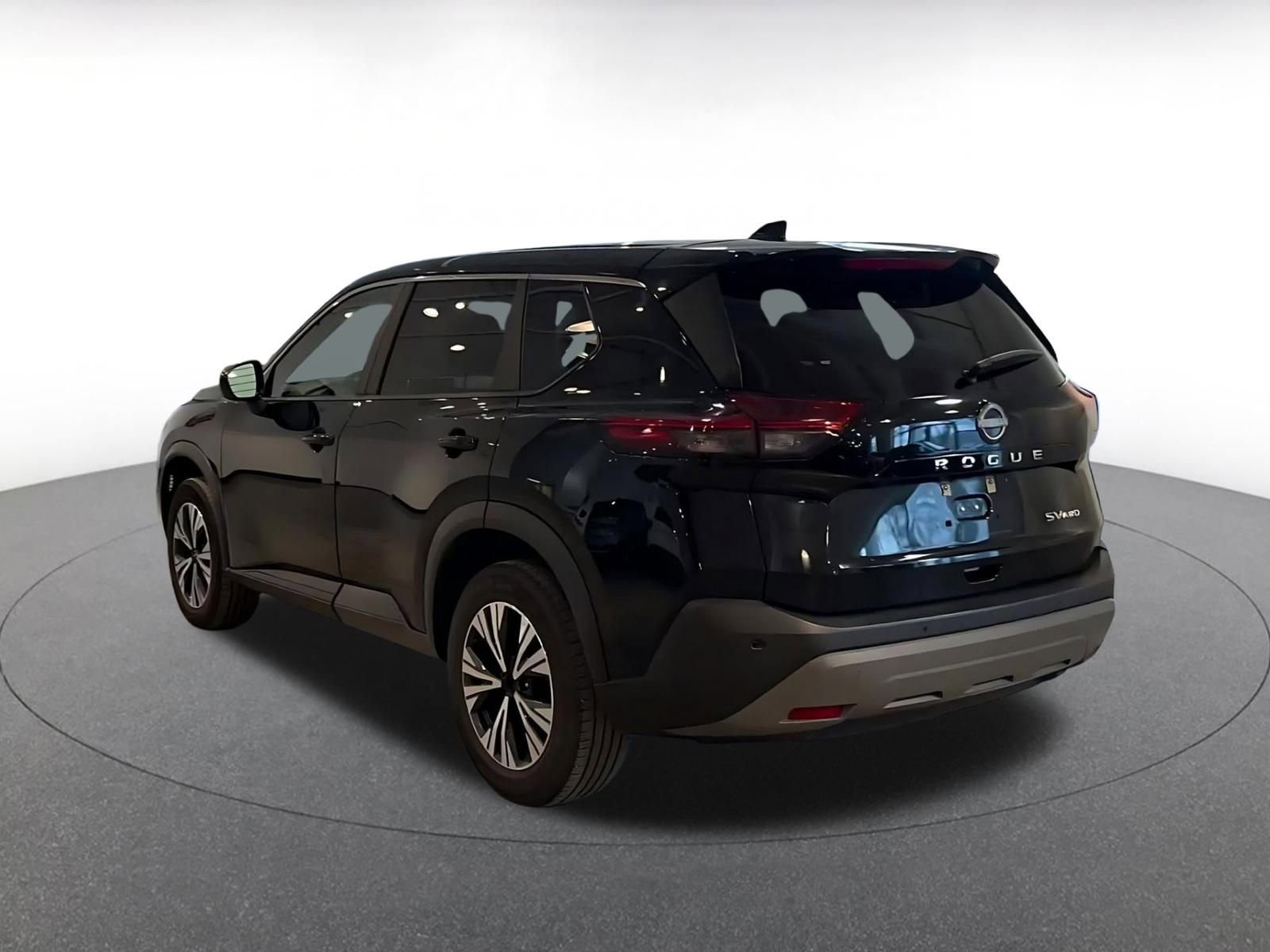 Thumbnail: 2023 Nissan Rogue - 11