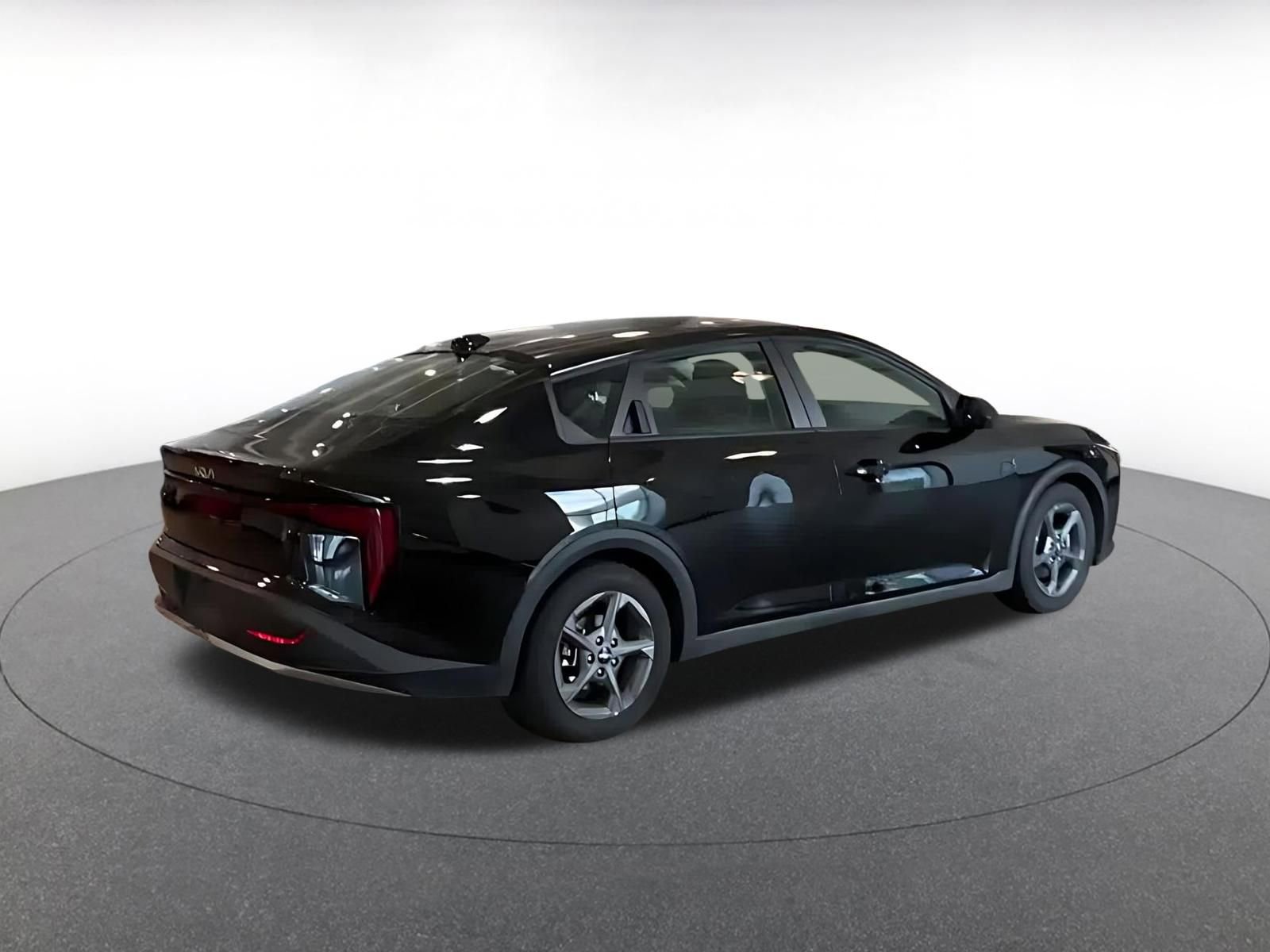 Thumbnail: 2025 Kia K4 - 10