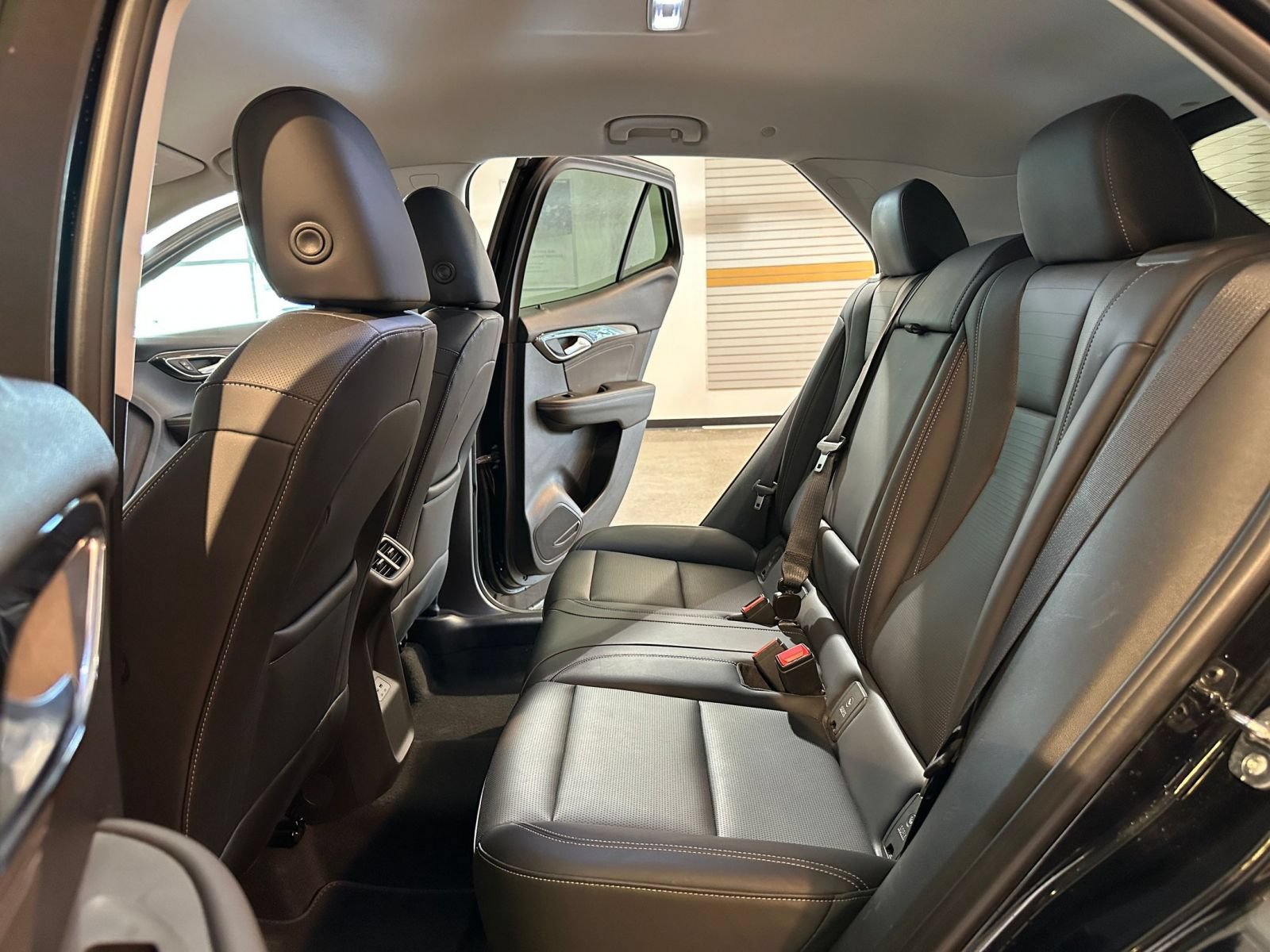 Thumbnail: 2024 Buick Envision - 25