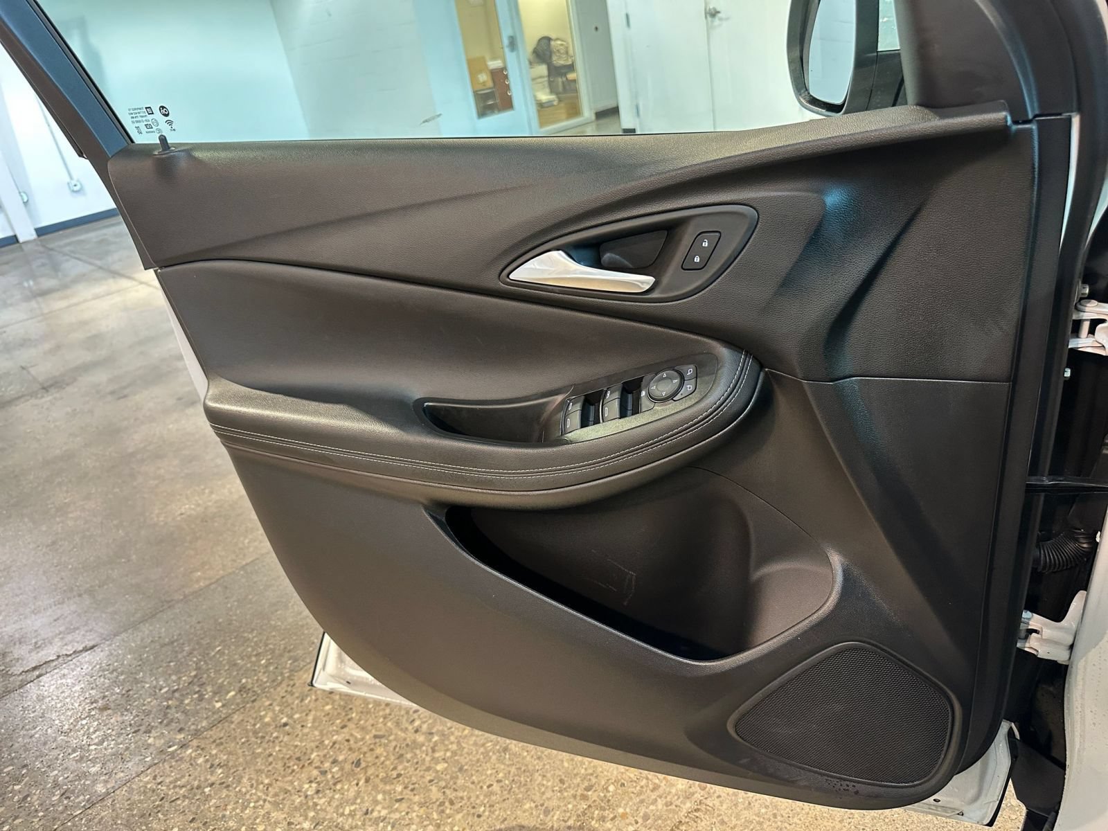 Thumbnail: 2025 Buick Encore GX - 18