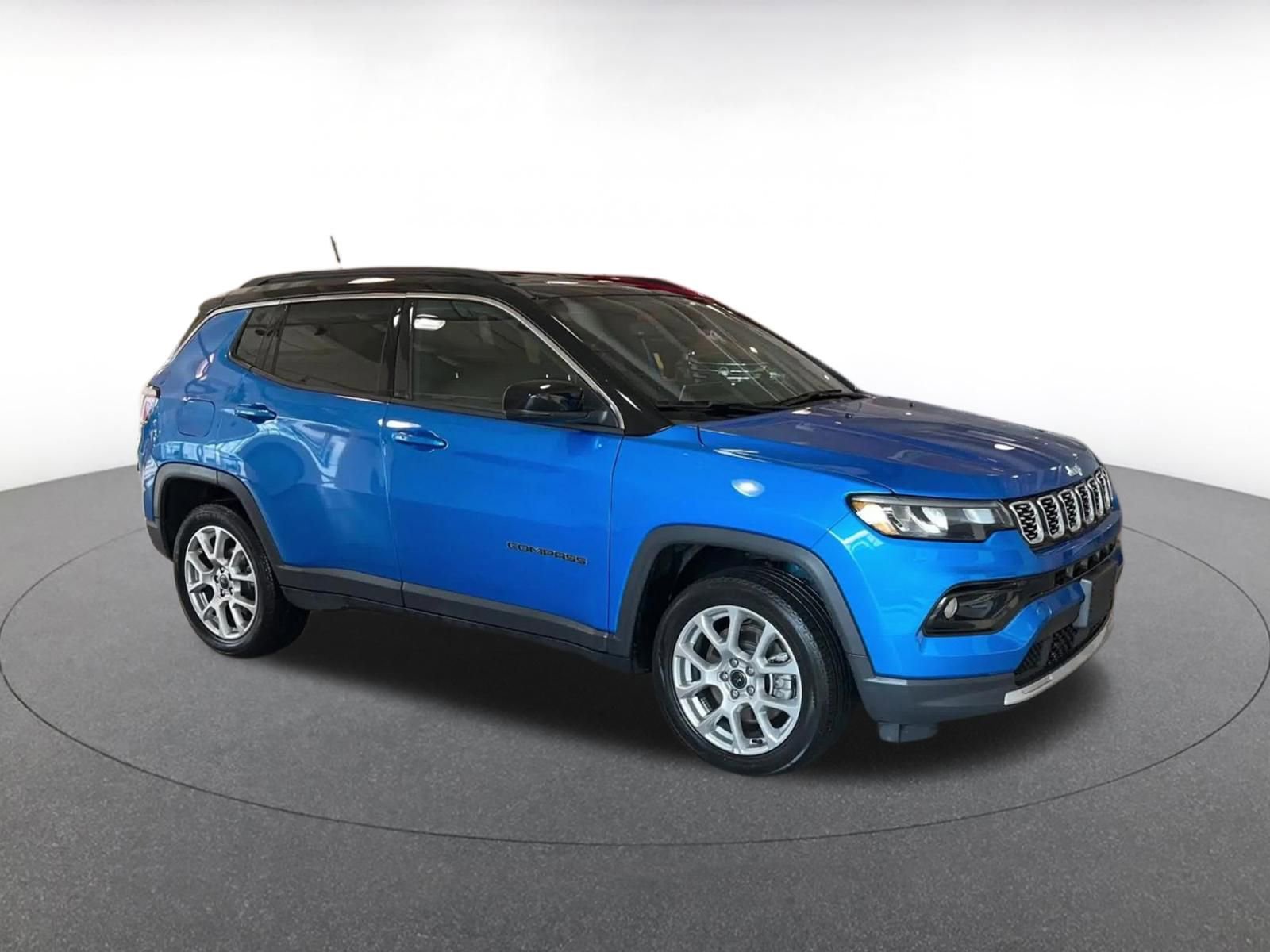 Thumbnail: 2025 Jeep Compass - 2