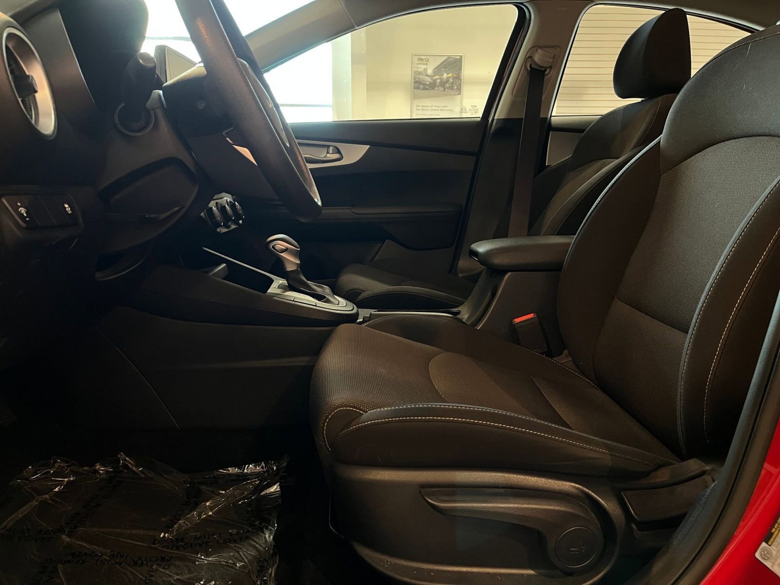 Thumbnail: 2023 Kia Forte - 24