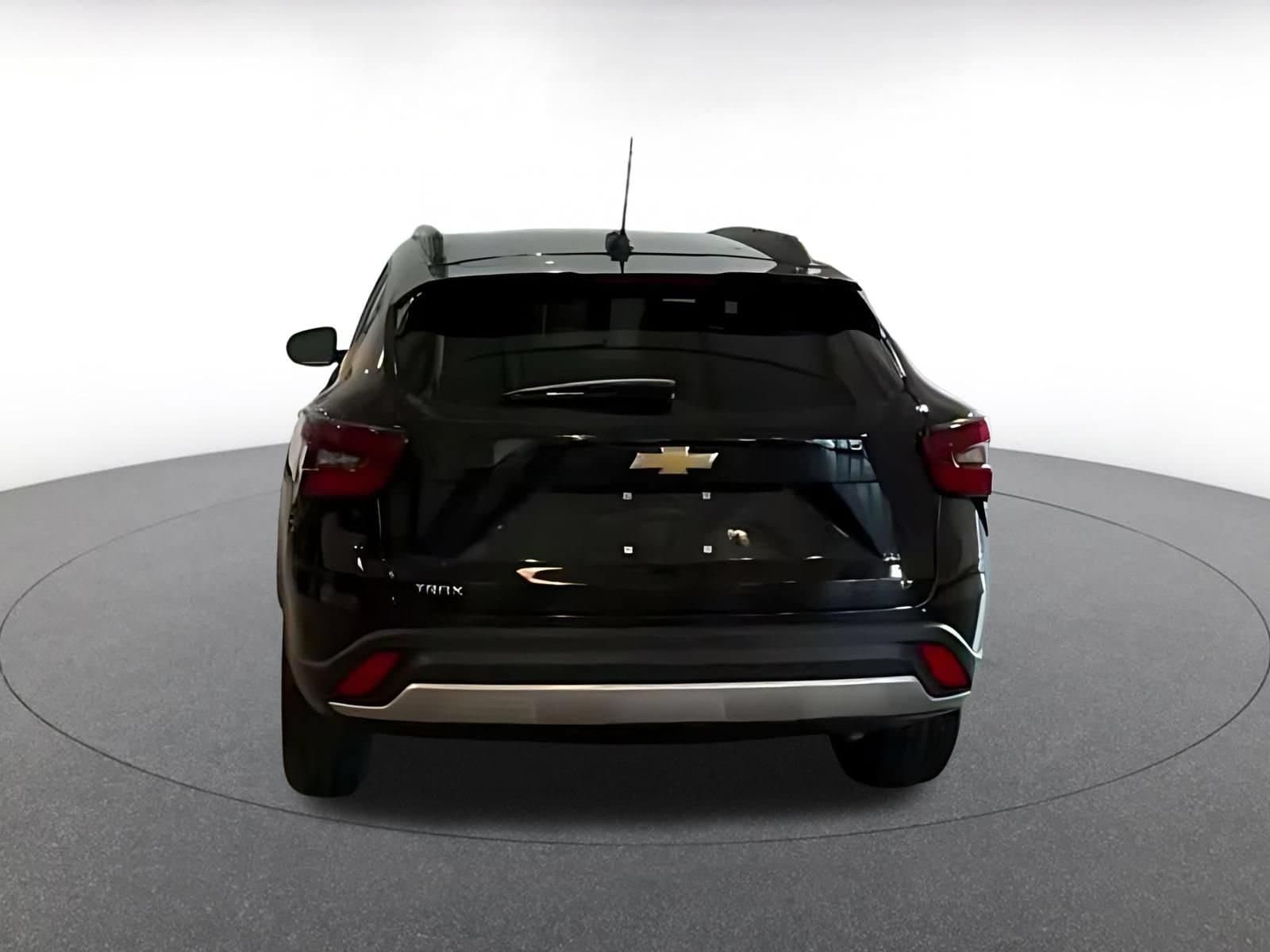 Thumbnail: 2025 Chevrolet Trax - 12