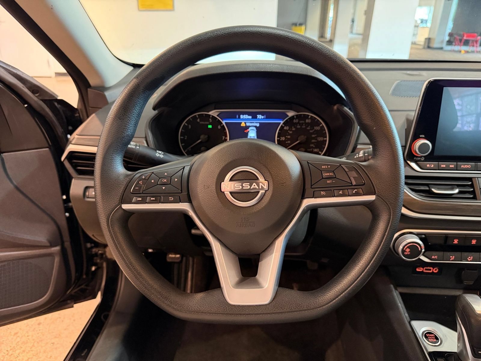 Thumbnail: 2025 Nissan Altima - 27