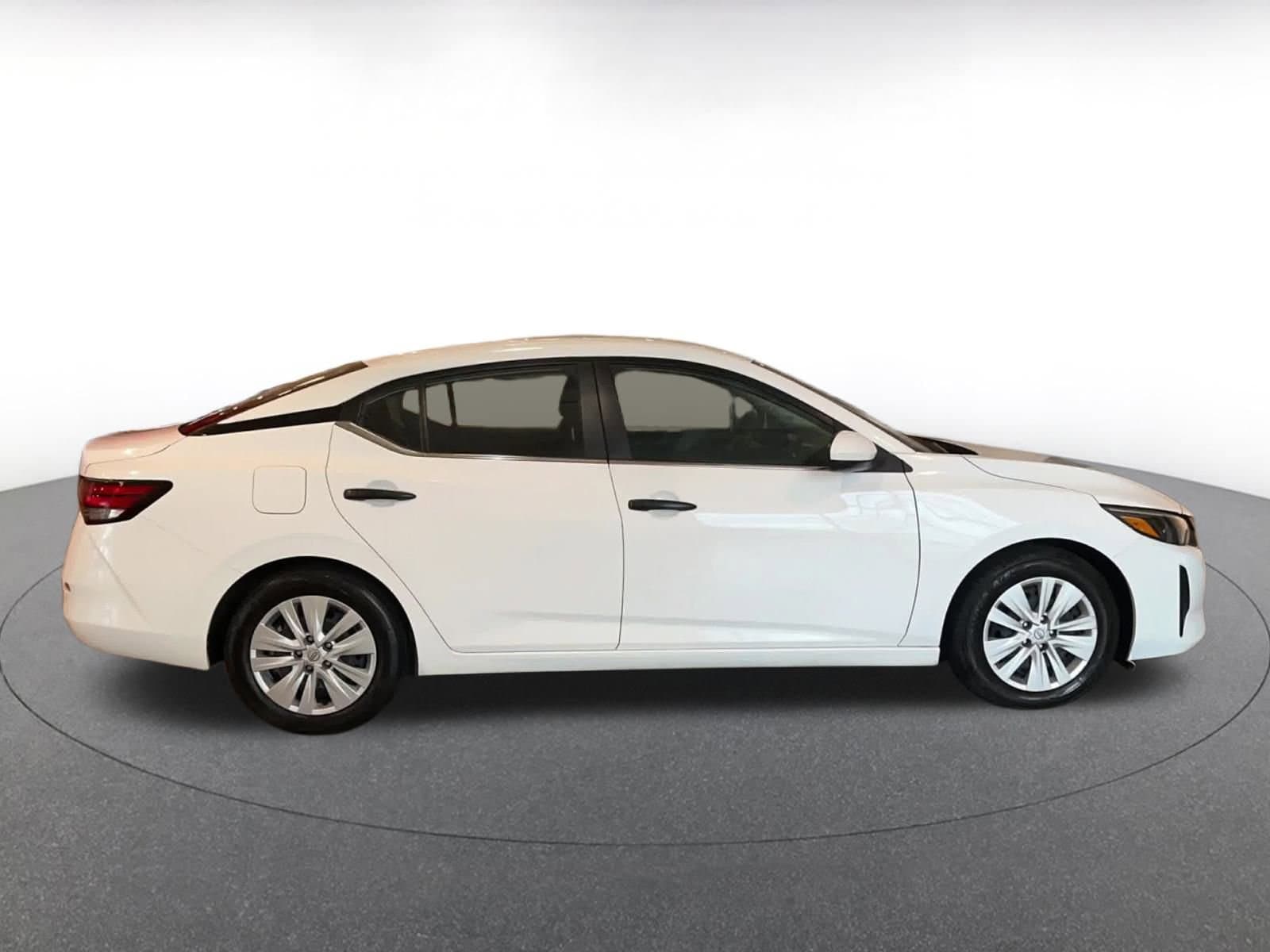 Thumbnail: 2024 Nissan Sentra - 16