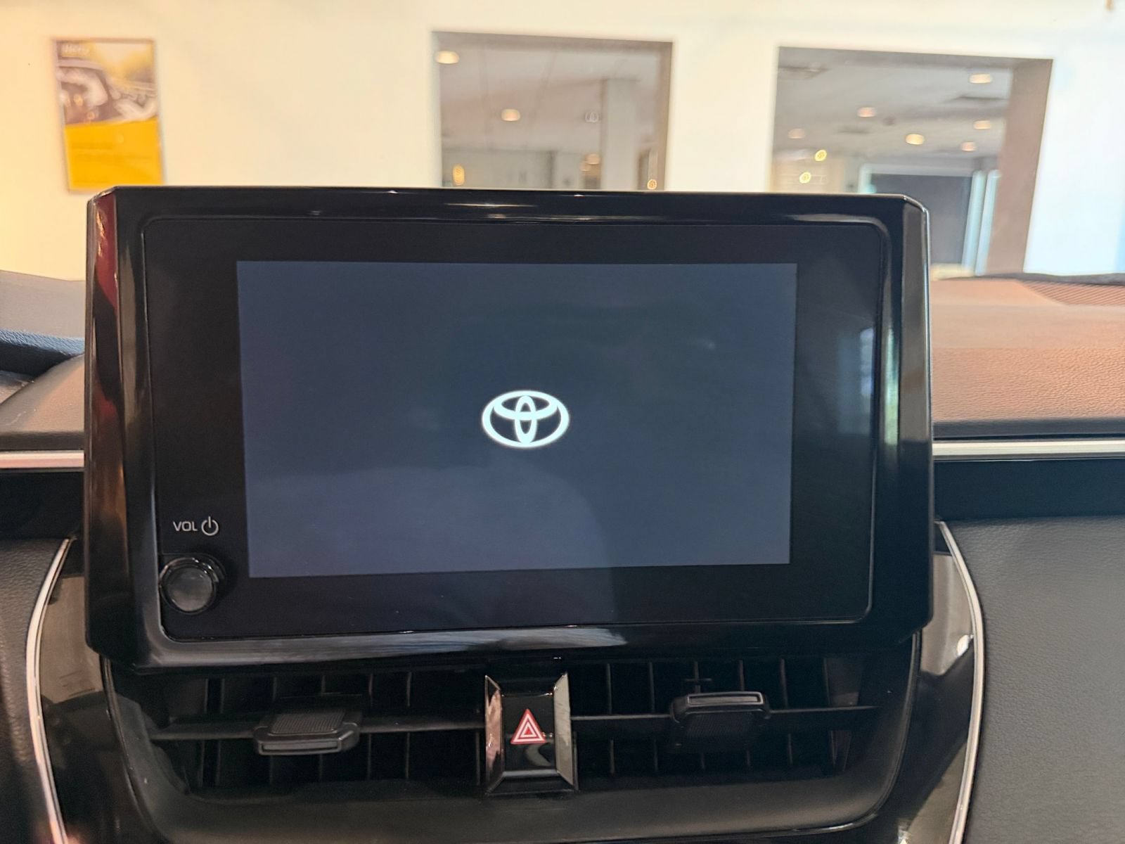Thumbnail: 2025 Toyota Corolla - 20