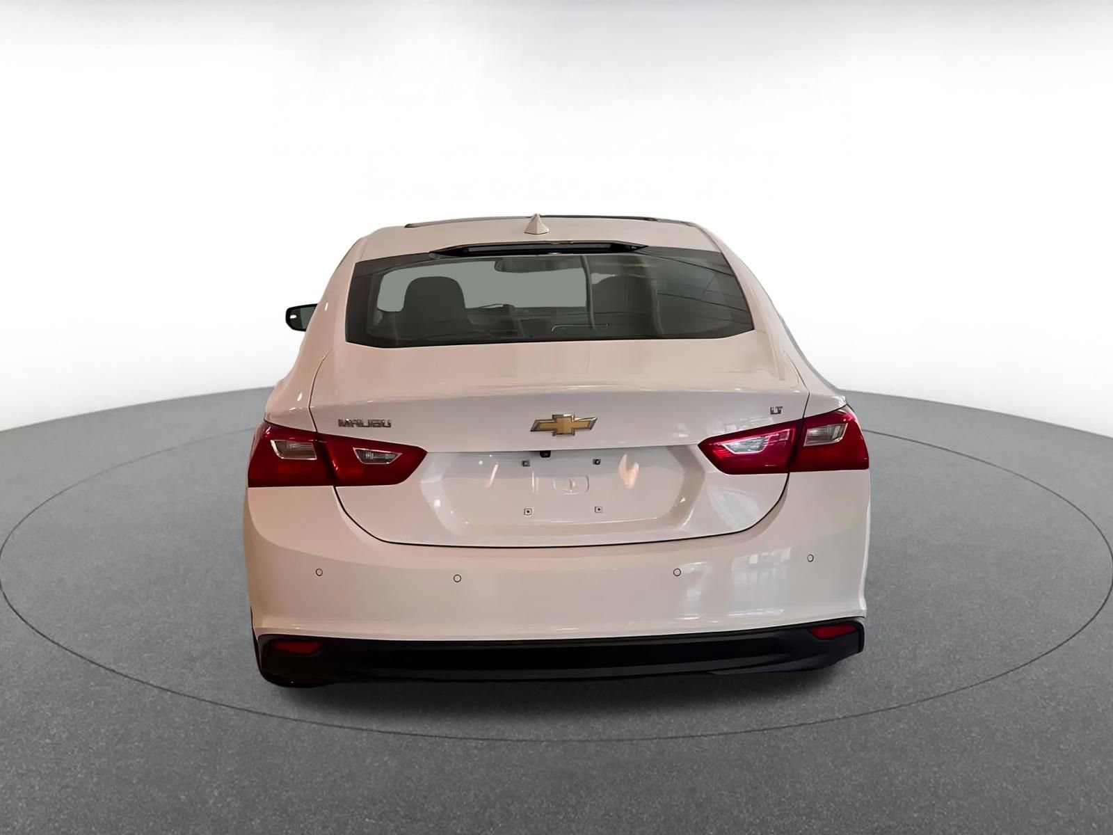 Thumbnail: 2023 Chevrolet Malibu - 12
