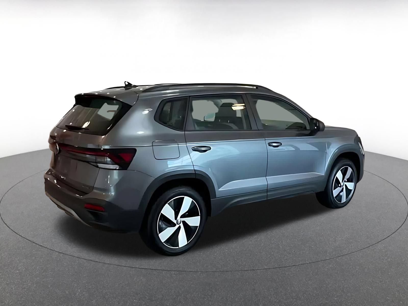 Thumbnail: 2026 Volkswagen Taos - 11