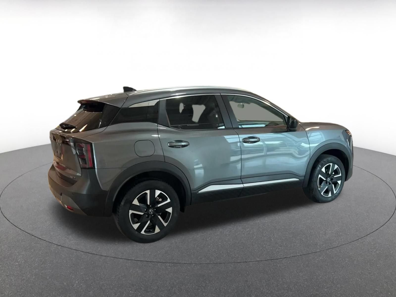 Thumbnail: 2026 Nissan Kicks - 12