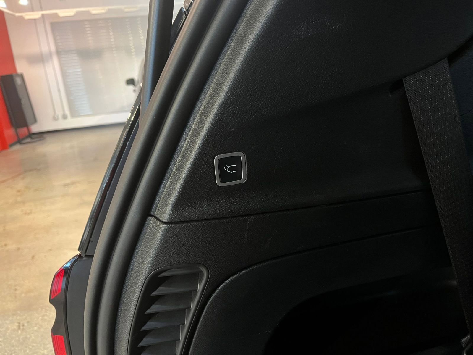 Thumbnail: 2025 Chrysler Pacifica - 29