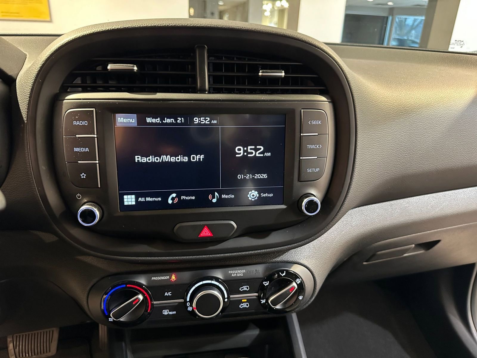 Thumbnail: 2025 Kia Soul - 18