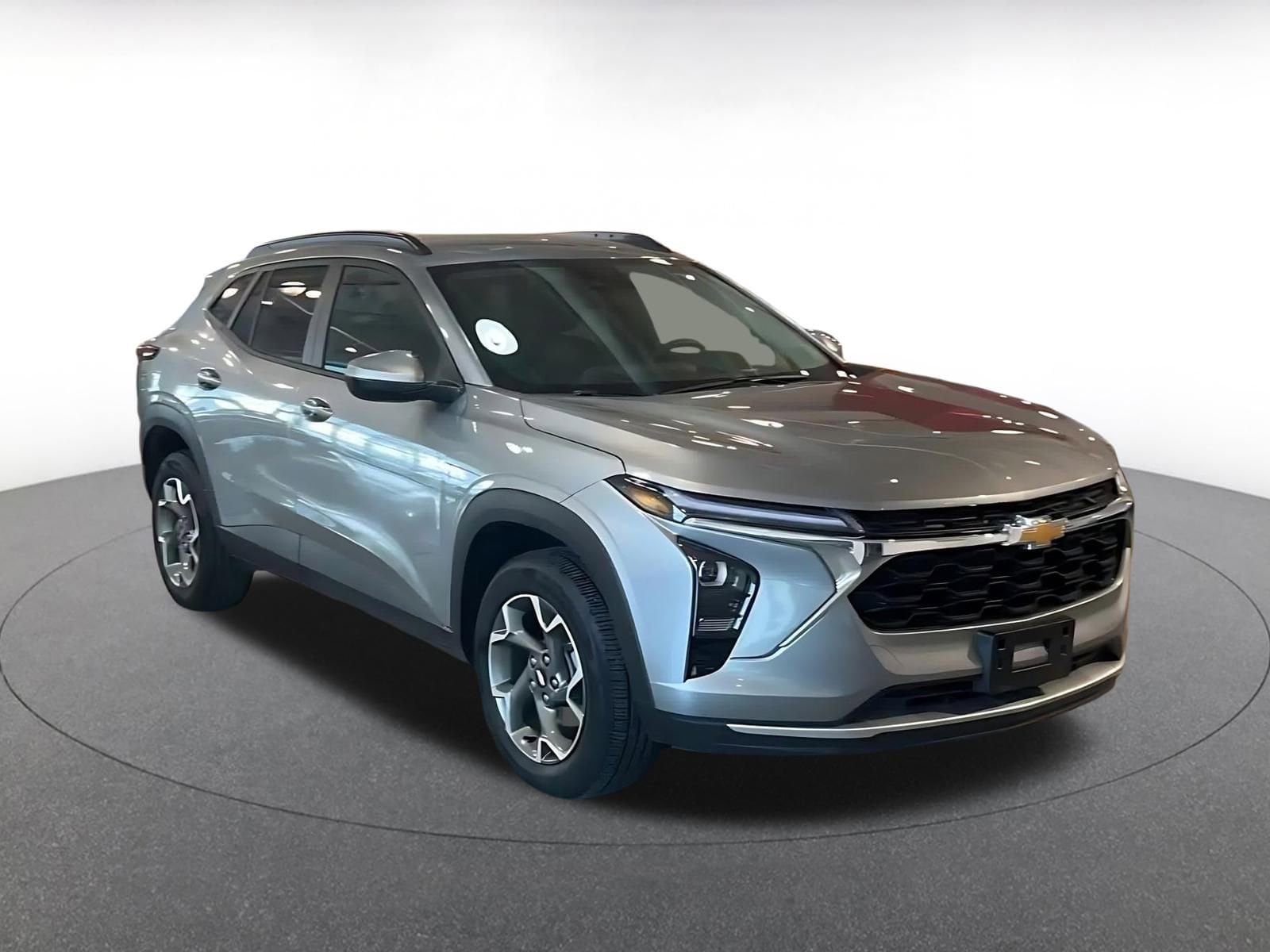 Thumbnail: 2025 Chevrolet Trax - 3