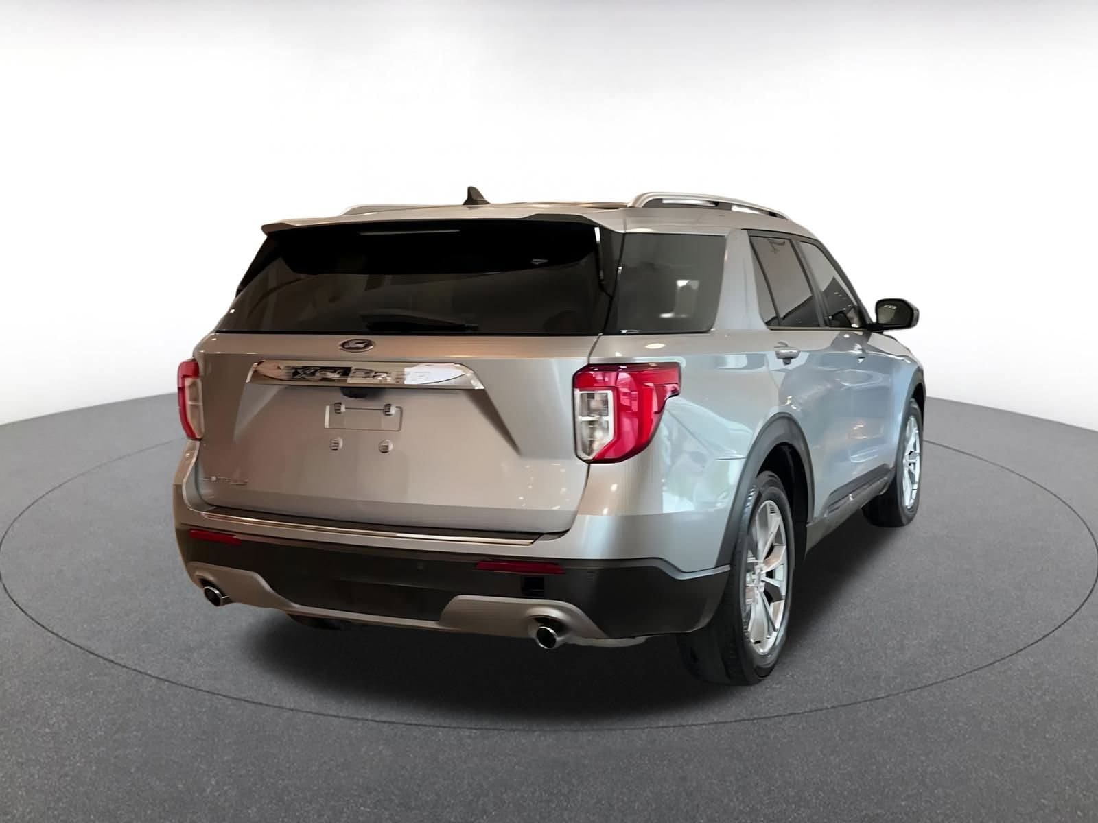 Thumbnail: 2024 Ford Explorer - 14
