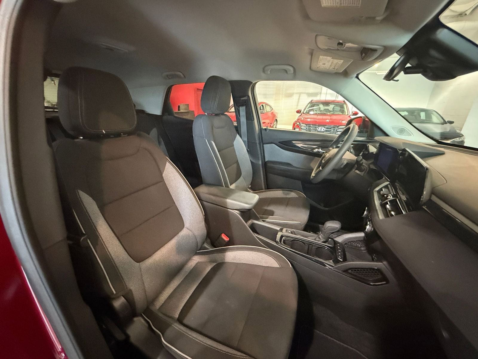 Thumbnail: 2025 Chevrolet TrailBlazer - 34