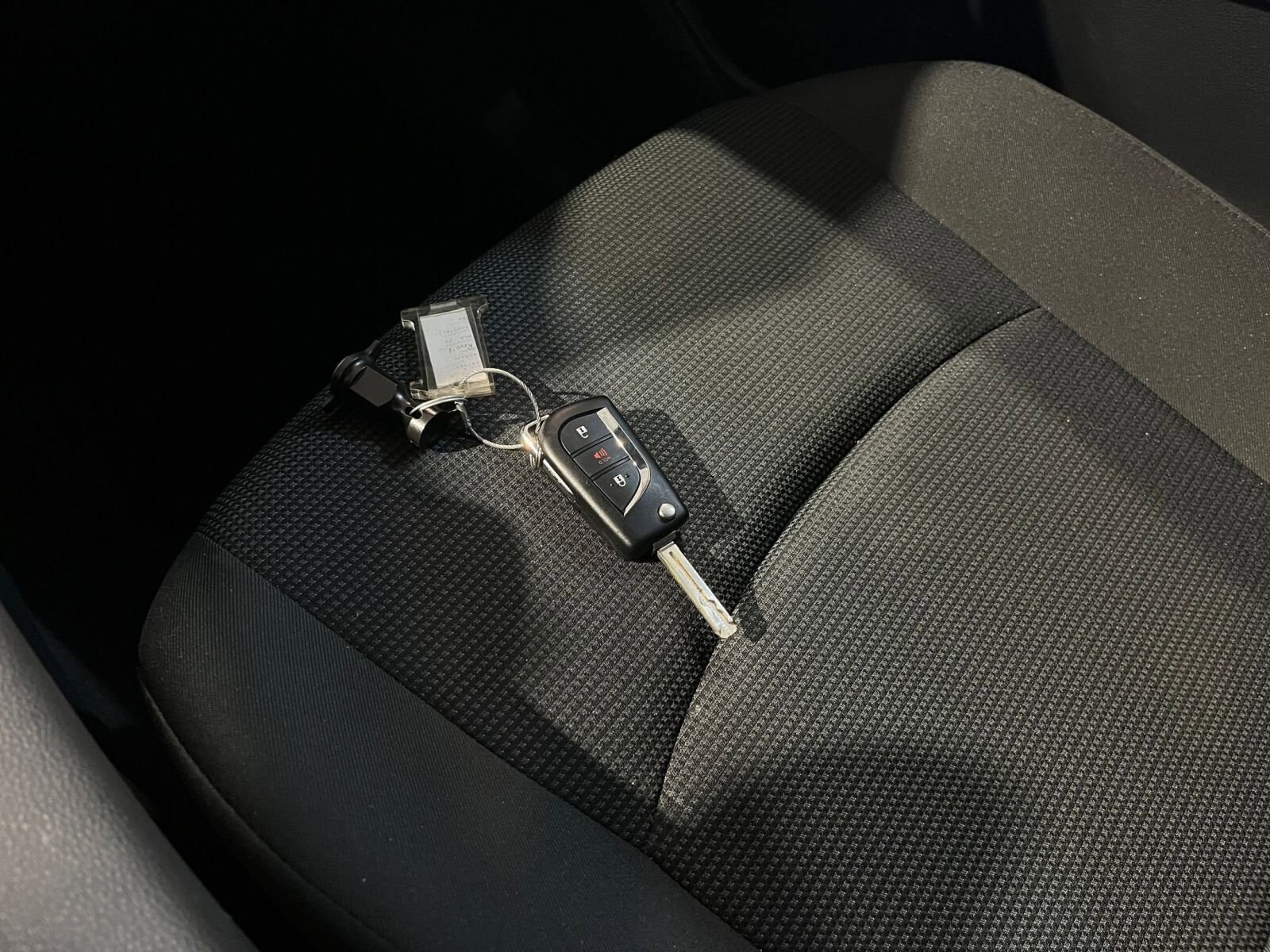 Thumbnail: 2025 Toyota RAV4 - 22