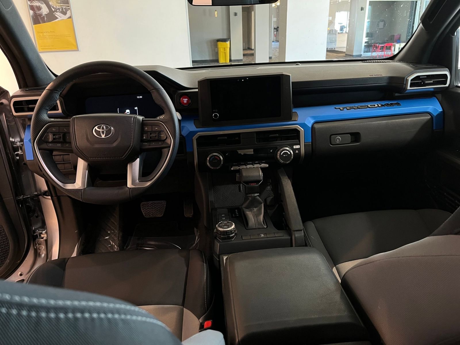 Thumbnail: 2025 Toyota Tacoma - 32