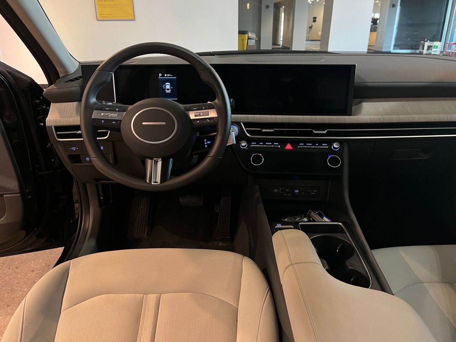 Thumbnail: 2025 Hyundai Sonata - 34