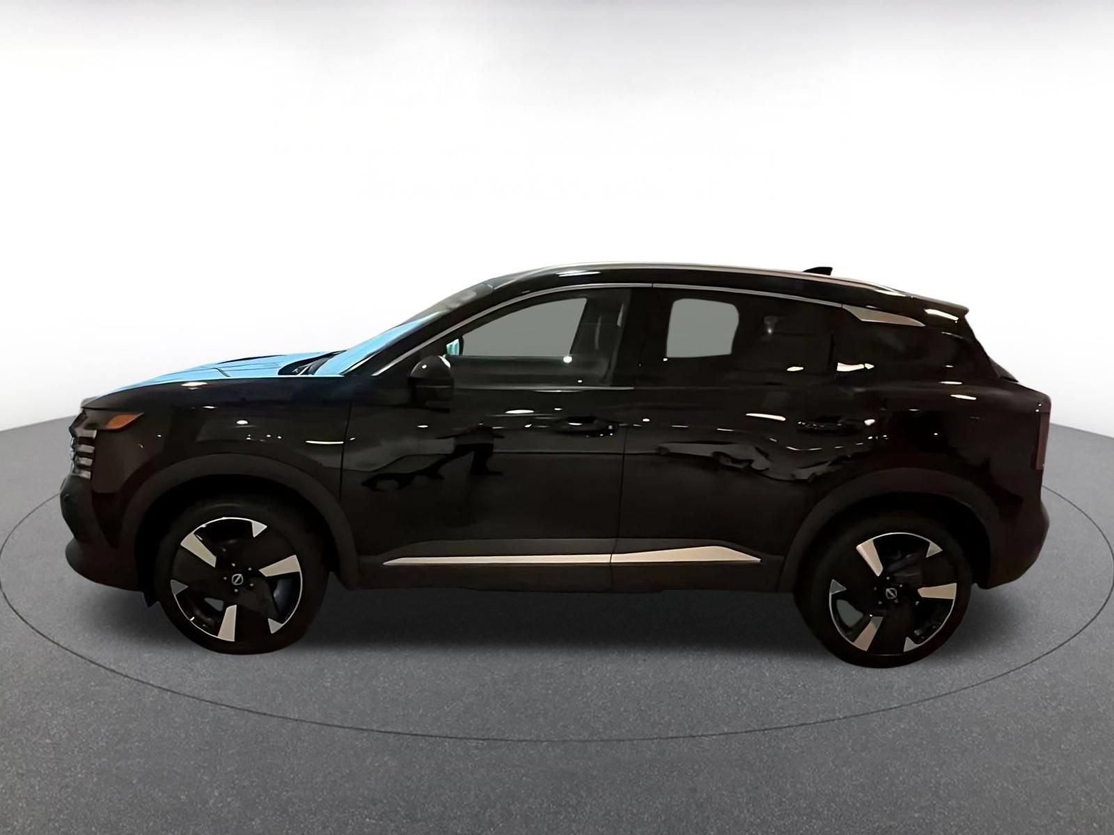 Thumbnail: 2026 Nissan Kicks - 9