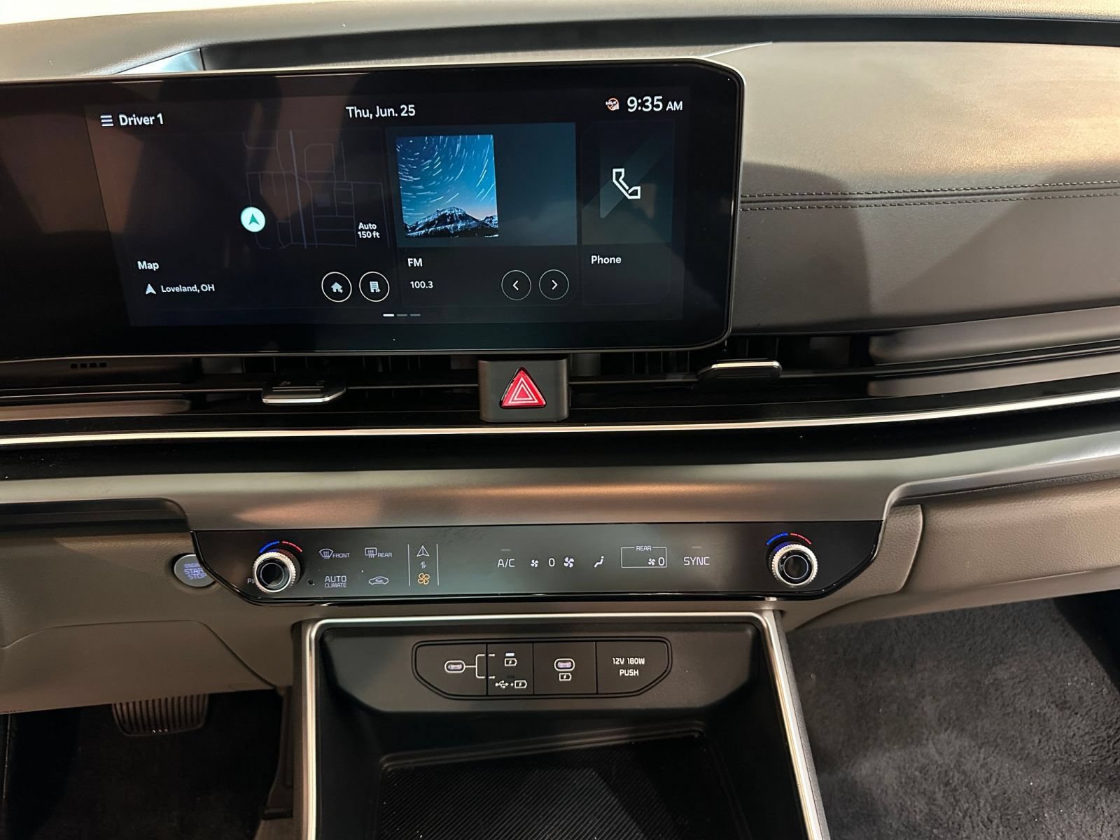 Thumbnail: 2026 Kia Carnival - 16