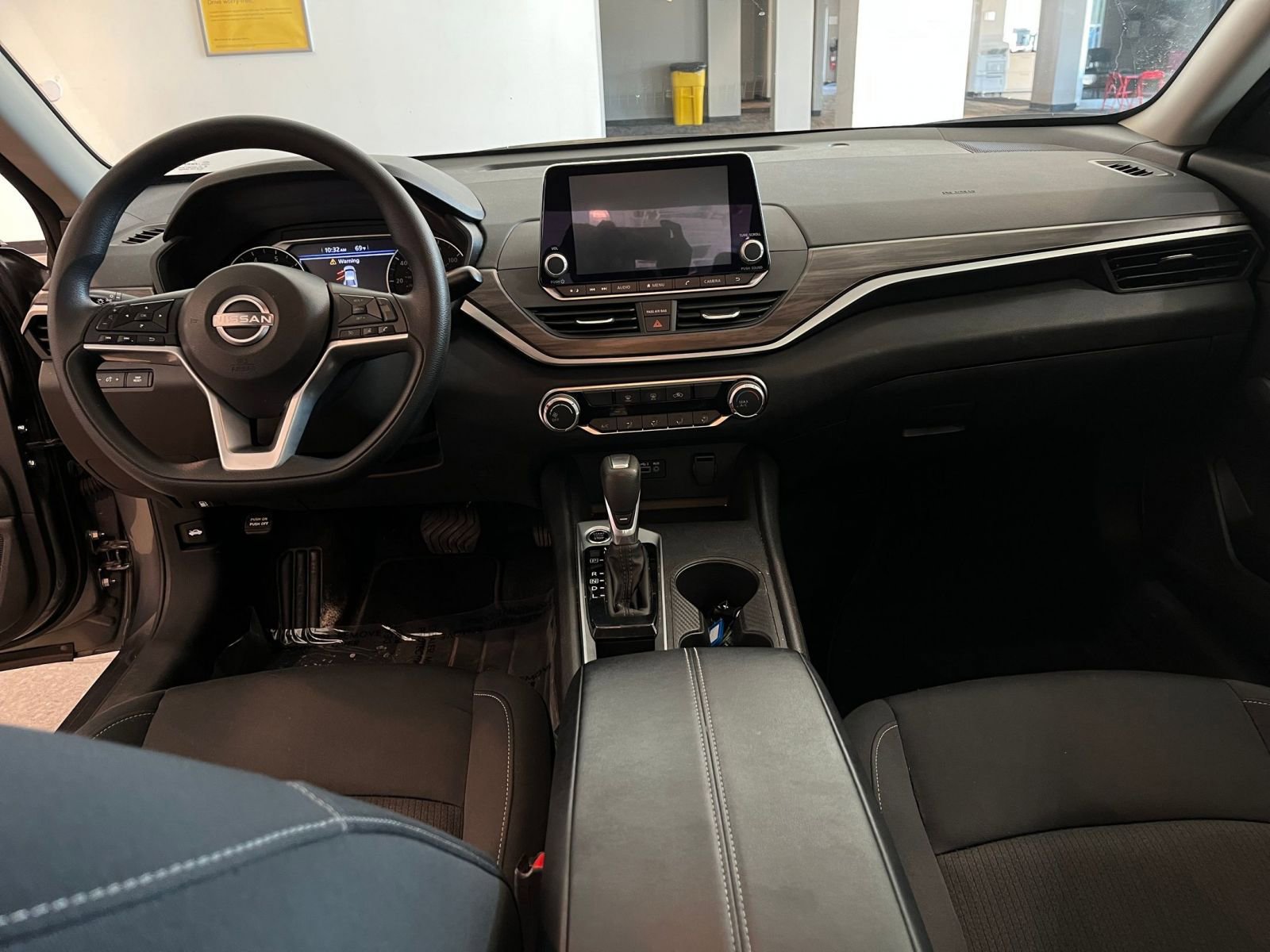 Thumbnail: 2025 Nissan Altima - 33