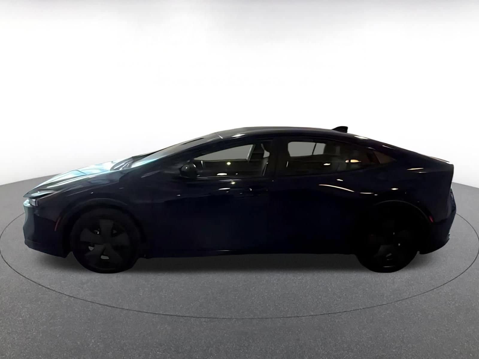 Thumbnail: 2025 Toyota Prius - 7