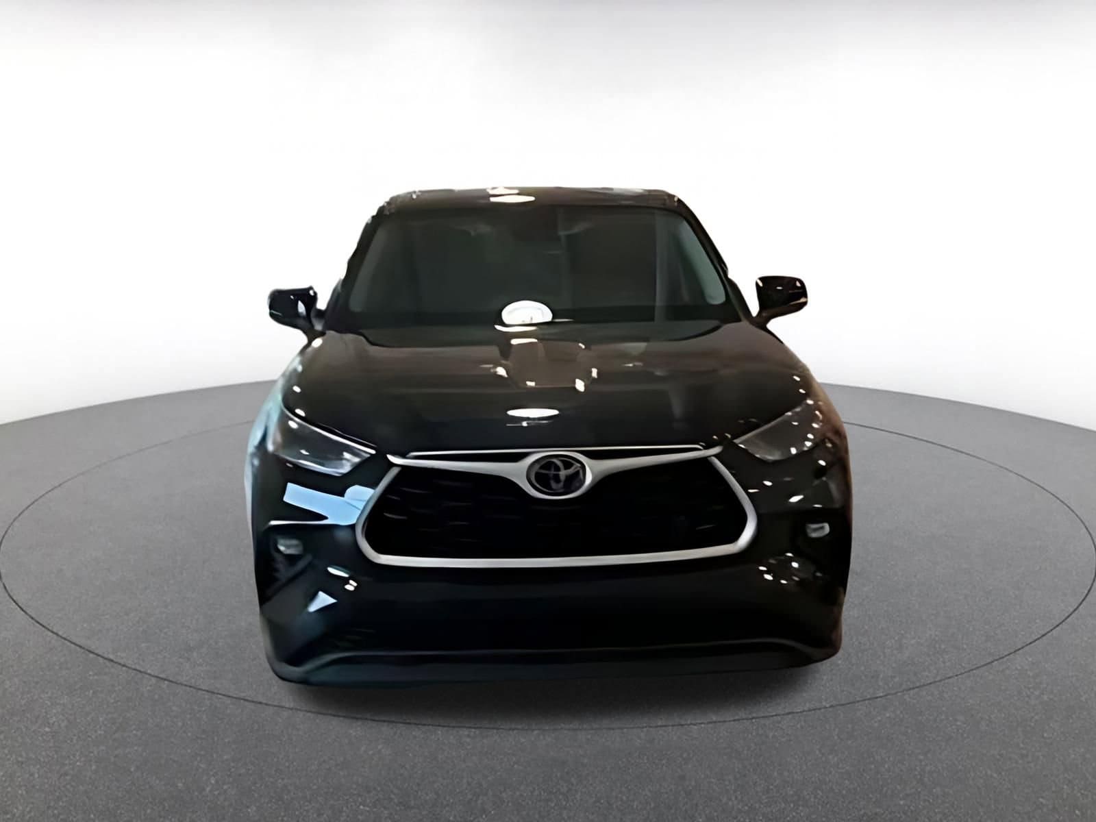 Thumbnail: 2025 Toyota Highlander - 16