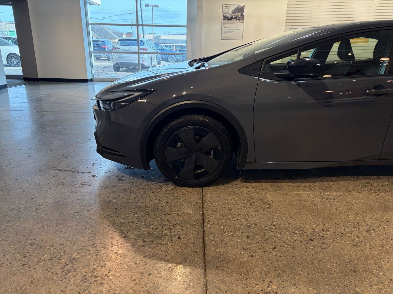 Thumbnail: 2025 Toyota Prius - 29