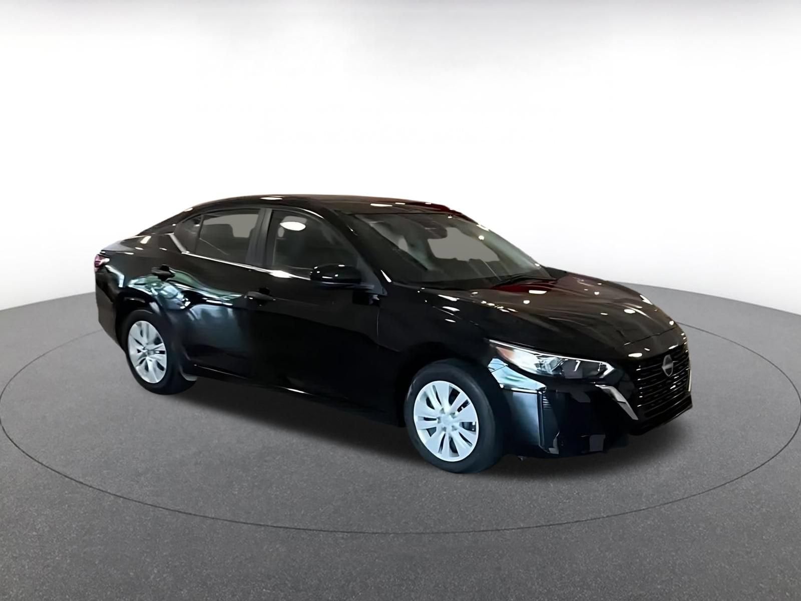 Thumbnail: 2025 Nissan Sentra - 2